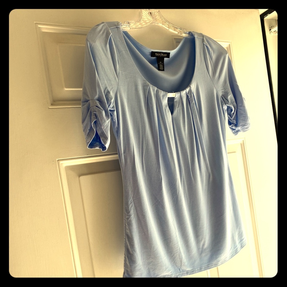 WHBM periwinkle short sleeved blouse